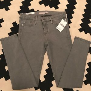 SOLD Joe’s skinny ankle jeans in grey